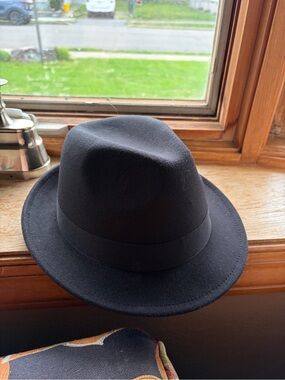 Classic Black Felt Fedora Hat